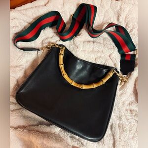 Gucci Black Leather Authentic Bamboo Top Handle Handbag